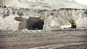 Китай усиливает контроль над добычей редкоземельных металлов
